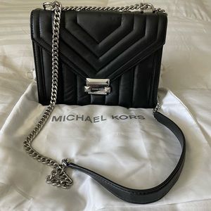 Micheal Kors crossbody purse